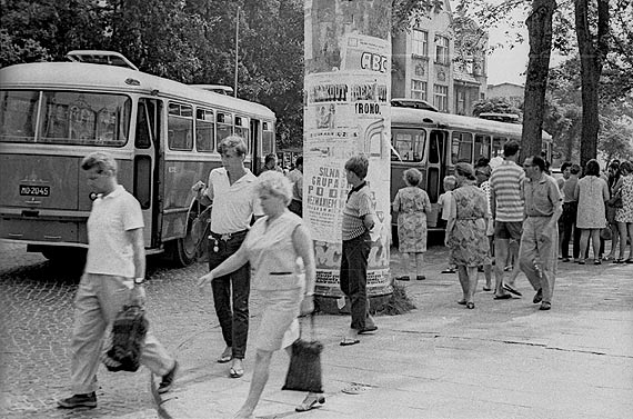 Pierwsze autobusy po wojnie wjecha³y do ¦winouj¶cia