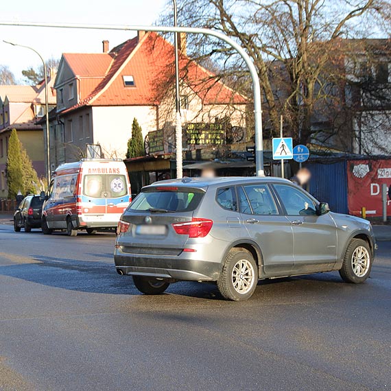 Niebezpieczne skrzyowanie Wojska Polskiego i 11 Listopada. Zderzyy si samochody