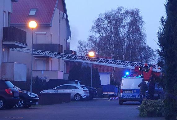 Podpalenie? Kto wywoa poar mieszkania. Wacicielka trafia do szpitala
