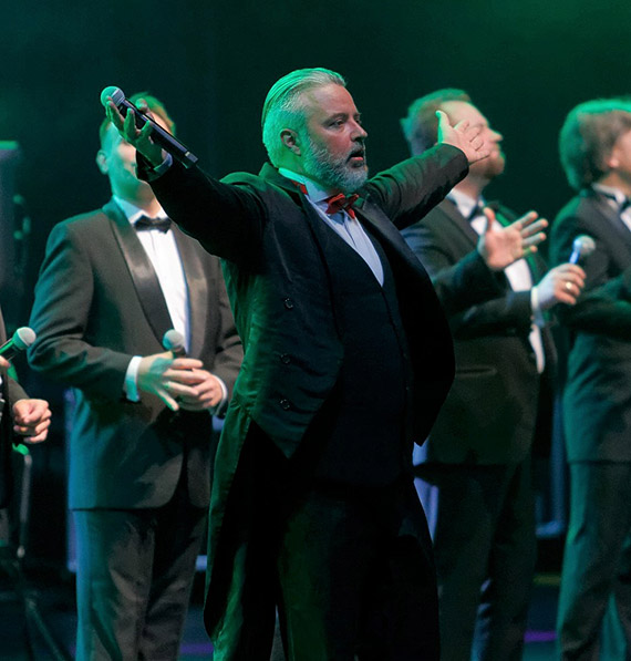 Niedziela w MDK. wietny artysta, wspaniay koncert