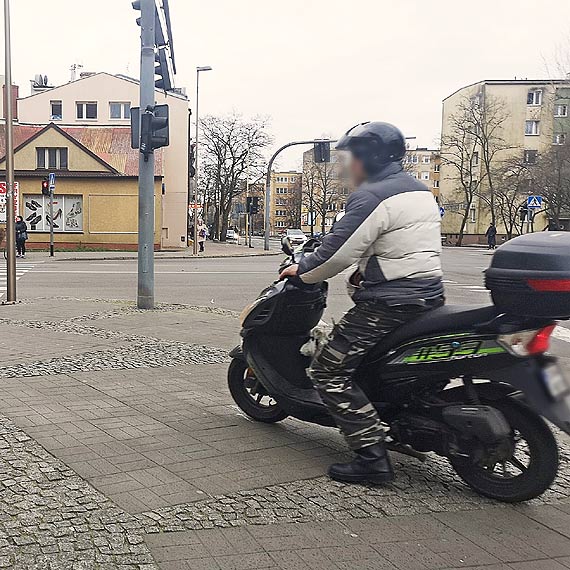 Czytelnik - Niebezpieczne skrty!