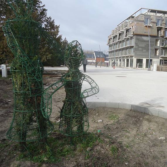 Spacerem po budowanej promenadzie