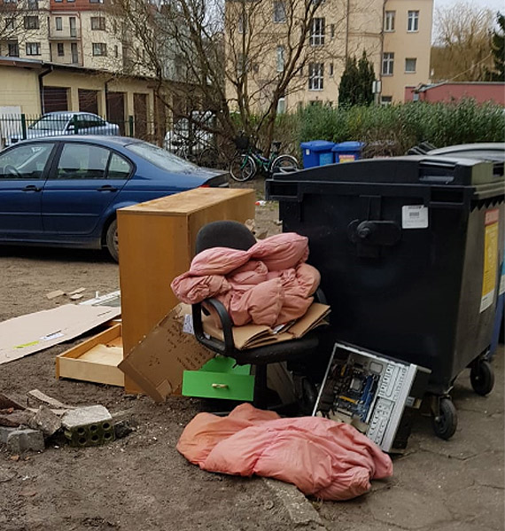 Wysypisko w centrum miasta