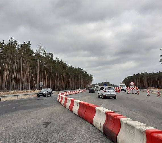 Na A6 Szczecin Dbie – Rznica jedziemy jezdni w stron winoujcia