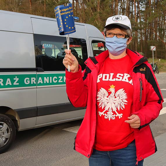 Protest na przejciu granicznym Ahlbeck-winoujcie Chc pracowa i wraca do rodziny