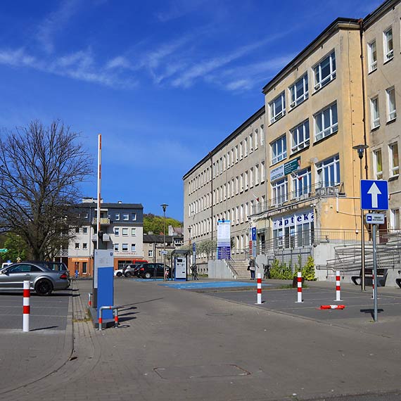 Nie ma turystw, wic udostpniaj parking mieszkacom