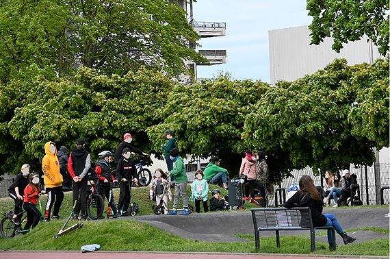 Pamitajcie! Na pumptracku tylko w kasku!