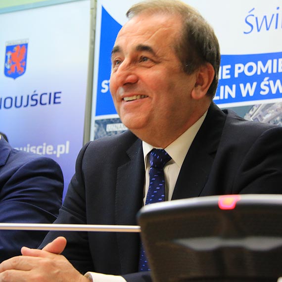 Prezydent zapowiada oszczdnoci w odkomarzaniu