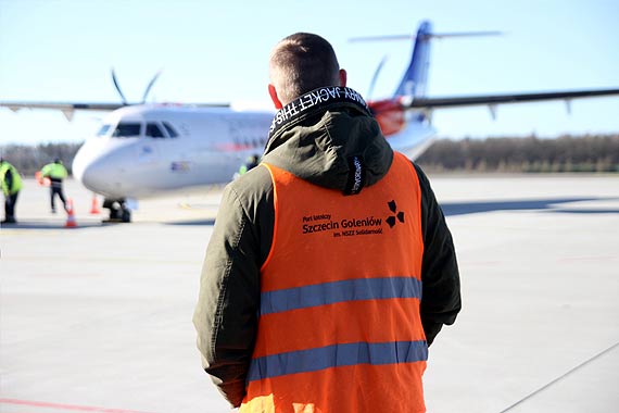 Bezczynno rzdu  doprowadza Port Lotniczy Szczecin-Goleniw do upadoci 