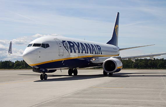 RYANAIR wituje 15-lecie w Polsce lnia lotnicza nr 1 w Polsce przewioza w tym czasie prawie 100 milionw pasaerw