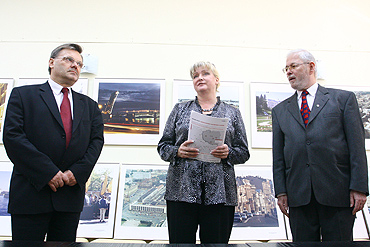 Wystawa fotograficzna w bibliotece miejskiej