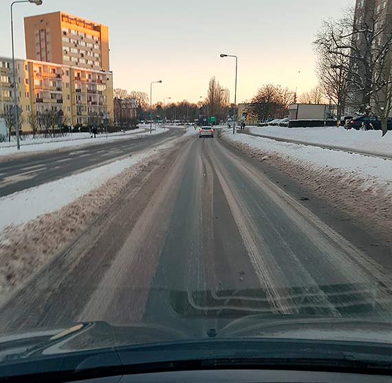 Czytelnik porwna stan ulic w winoujciu i Choszcznie. Porwnanie nie wypada na korzy naszego miasta