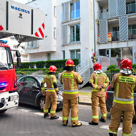 Alarm w dzielnicy nadmorskiej. Na Cieszkowskiego przyjechay 4 zastpy stray poarnej