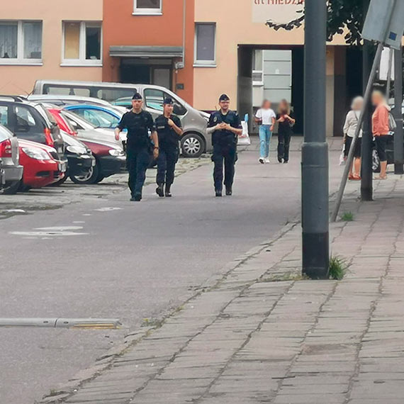 Poszukiwania na Matejki. Policjanci szukali dwjki dzieci