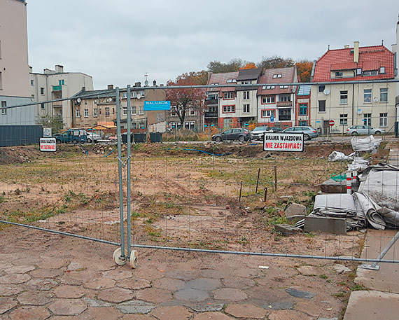 Radny Greczny pyta o budow parkingu wielopoziomowego przy Dbrowskiego: Czy termin budowy parkingu jest zagroony?