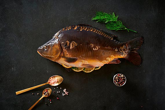 Karp - ryba w stylu „slow food”. Dlaczego warto sięgać po niego przez cały rok?