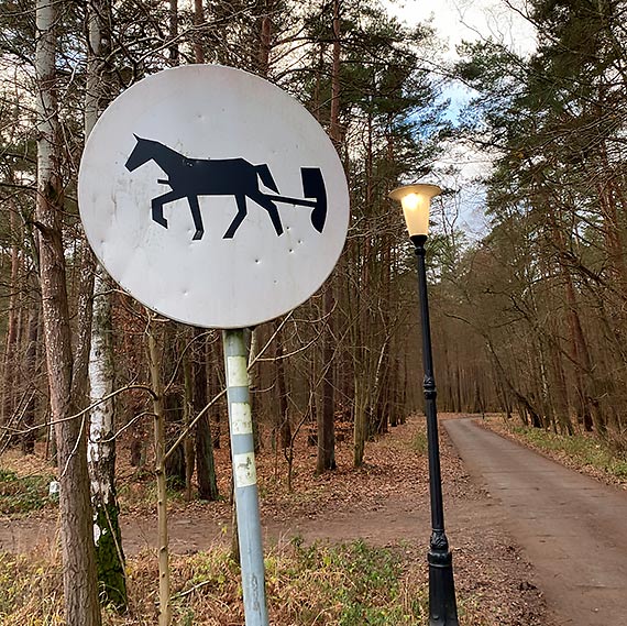 Na ulicy Zamkowej jasno przez cay dzie