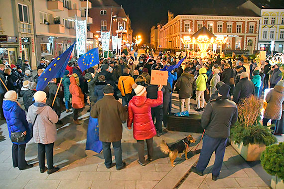 Przeciw Lex TVN; protesty okazay si skuteczne