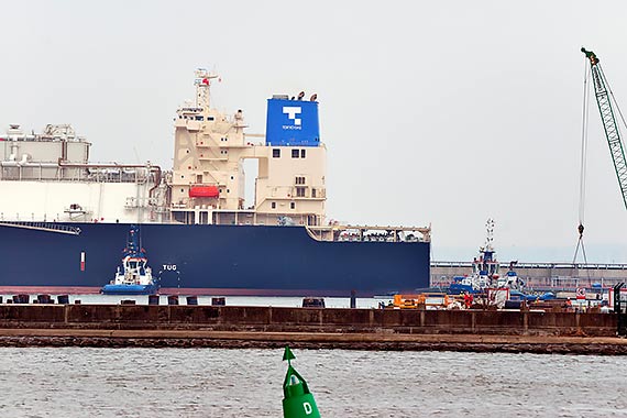 150 dostawa gazu do terminalu LNG. Japoński gazowiec przypłynął do Świnoujścia z USA [1]