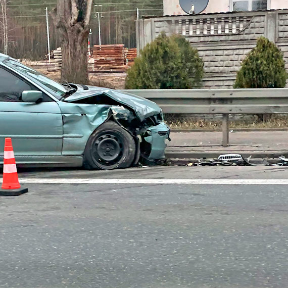 Kolizja z udziaem dwch samochodw