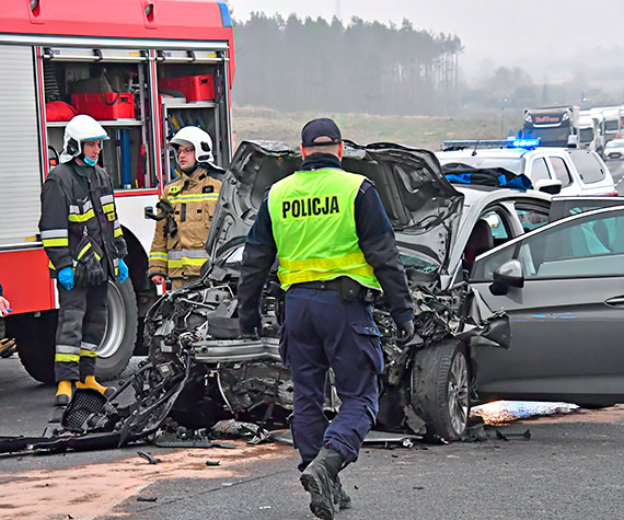 miertelny wypadek na DK3 w Pocinie. Nie yje mody mczyzna