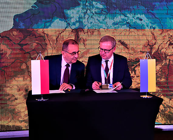 Świnoujście podpisało umowę o współpracy z ukraińskim uzdrowiskiem Truskawiec