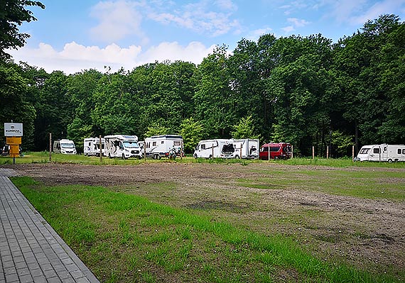 Mieszkaniec - Nowy camping, czy stare nawyki?