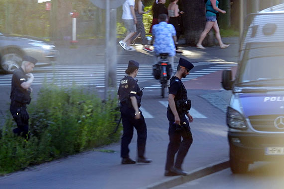 Mieszkaniec: „Pijackie” interwencje policji