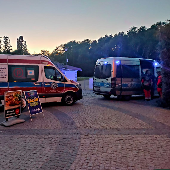 Awanturowa si na promenadzie. Przyjechaa policja i pogotowie ratunkowe