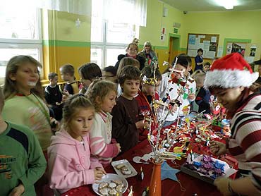 WIELKA ORKIESTRA WITECZNEJ POMOCY JU GRA W ZSP 4