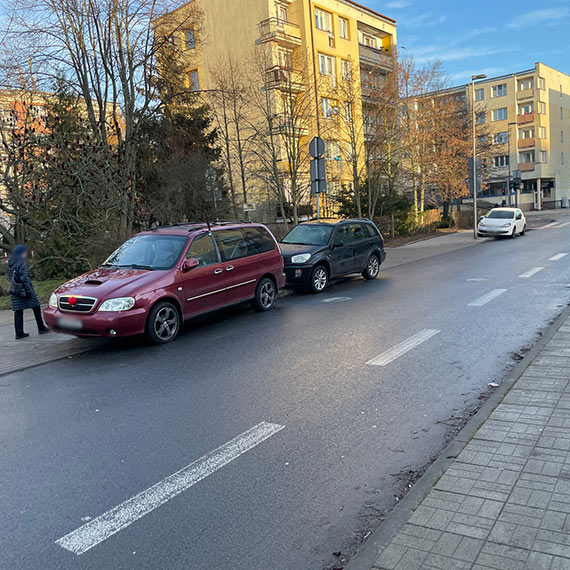 Mieszkaniec: Patne parkowanie, brak miejsc...