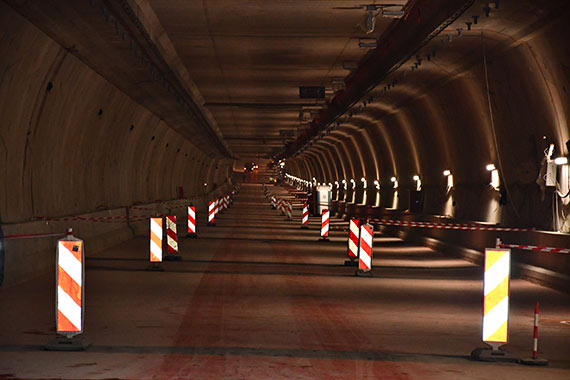 Tunel w Świnoujściu. Szykują się do wylewki asfaltu