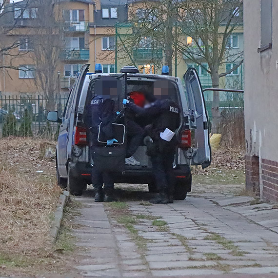 Umwi si z obcym dzieckiem na spotkanie. Trafi w rce policjantw