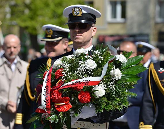 Najwikszy konflikt w historii ludzkoci zakoczy si 78 - lat temu. Na Placu Wolnoci uczczono pami polegych 