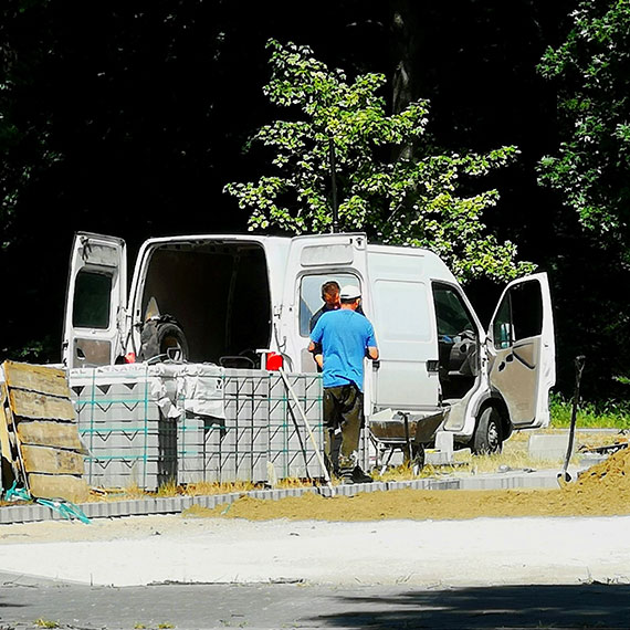 Mieszkanka: Betonoza kosztem zieleni?!