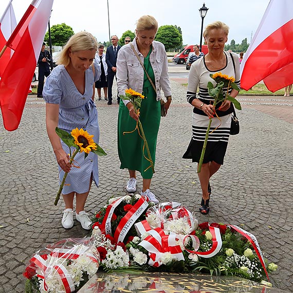 Hod ofiarom morskich katastrof w przededniu radosnego witowania