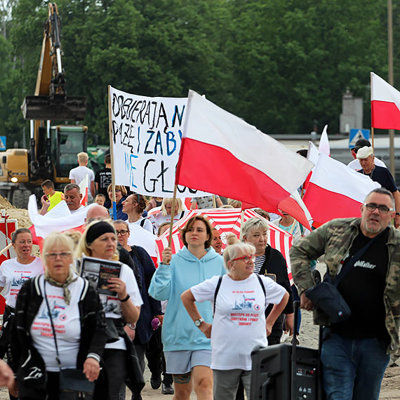 Tylko na tyle sta premiera Kaczyskiego? Rowerzyci bd mogli przejecha przez wiadukt…