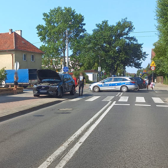 Kolizja na skrzyowaniu ulic Szkolnej i Gdyskiej