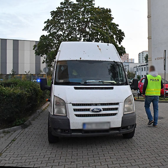 Wypadek na osiedlowej ulicy przy Szkolnej 10