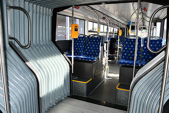 Komunikacja testuje nowy autobus