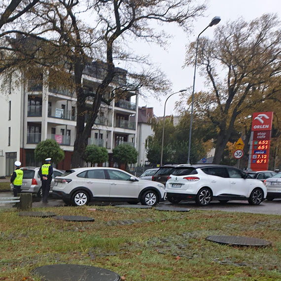 Zaskakujca interwencja policji rozadowuje kolejki przy stacji Orlen