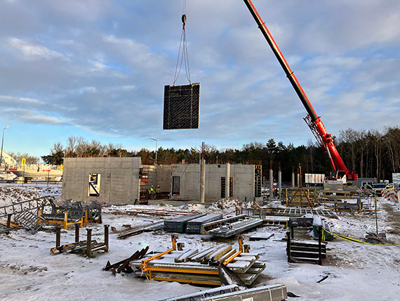 Powstaje Terminal Instalacyjny morskich farm wiatrowych w winoujciu. Prace przebiegaj zgodnie z planem