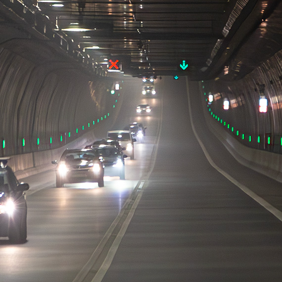 Zadymienie tunelu w Świnoujściu – Czy bezpieczeństwo jest tylko na papierze?