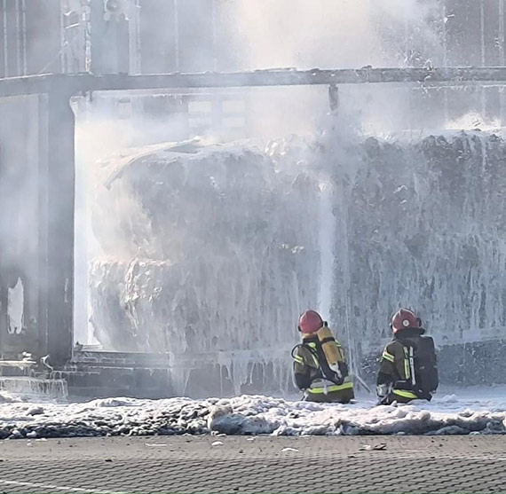 OSP Przytr dokumentuje kilkugodzinne dogaszanie