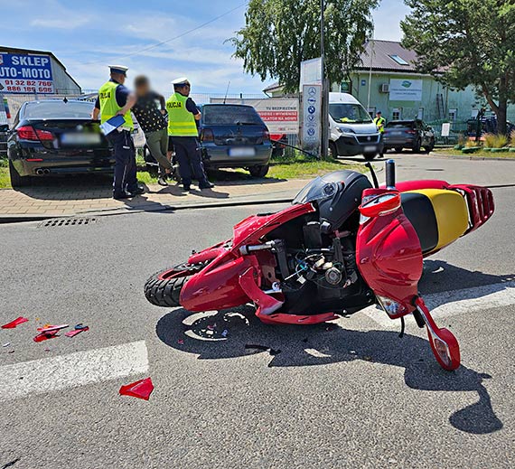 Midzyzdroje: Wypadek na Nowomyliwskiej – poszkodowany kierowca skutera