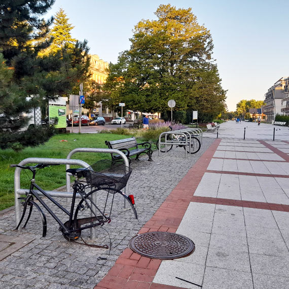 Mieszkaniec: Graty na Promenadzie