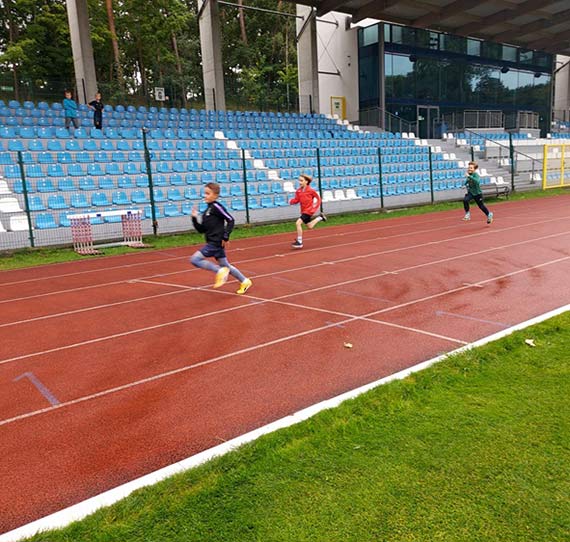 Pierwszy krok do wielkich sukcesw  Czwartki Lekkoatletyczne - drugie zawody sesji jesiennej