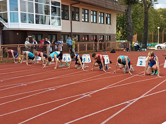 Sukcesy modych lekkoatletw z Klubu OSiR „Wyspiarz” na zakoczenie sezonu lekkoatletycznego