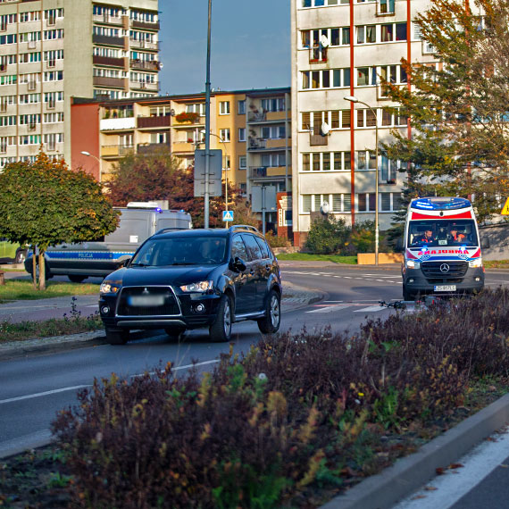 Wypadek na Matejki – 25-latek ktry jecha na hulajnodze trafi do szpitala