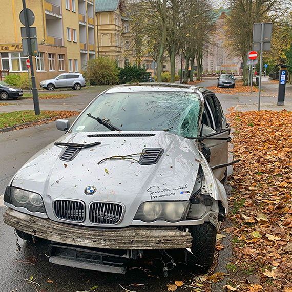 „To cud, e wyszed cao!”: 19-latek w BMW o wos od tragedii